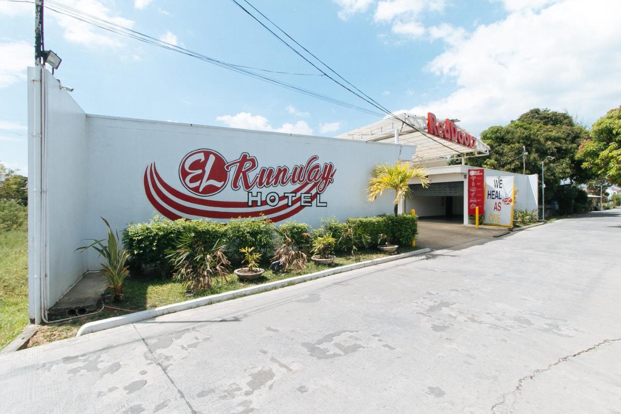 Reddoorz @ El Runway Hotel Bulacan Exterior photo